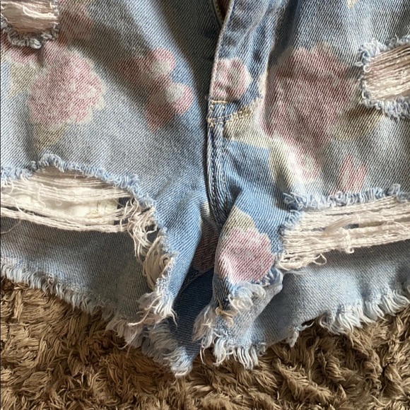 Hollister High Rise Short Short - Picture 5 of 5